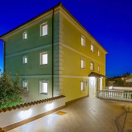 Crikvenica 21 Apartment